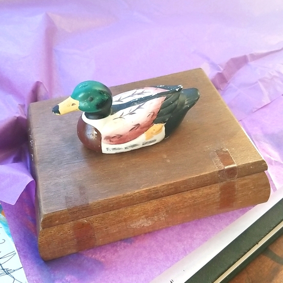 Vintage Giftco Games Vintage Ceramic Duck Top Walnut Wooden Box